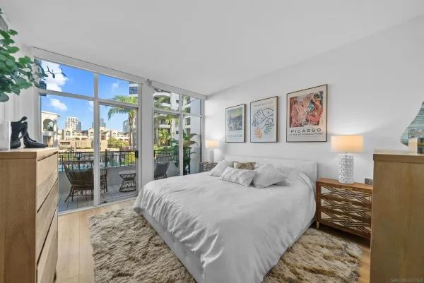 $1,429,000 | 700 West Harbor Drive, Unit TH5, San Diego, CA 92101