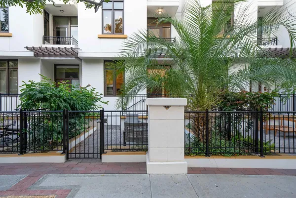 $1,429,000 | 700 West Harbor Drive, Unit TH5, San Diego, CA 92101