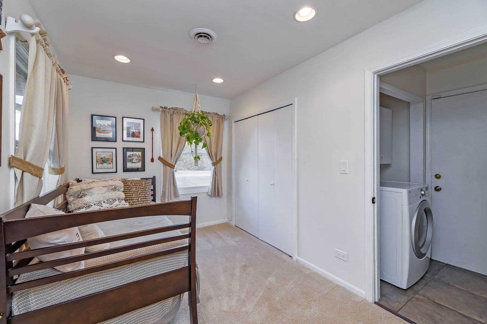 601 Saddle Road Wheaton, IL 60187 - Photo 14 of 17