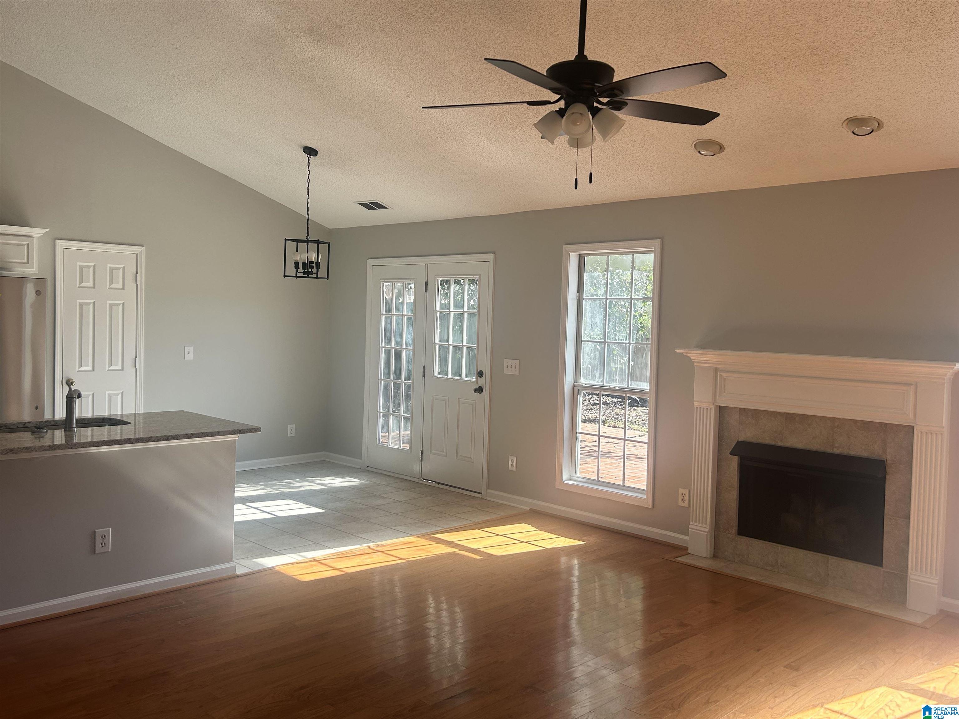 152 Pebble Drive Alabaster, AL 35007 - Photo 5 of 23