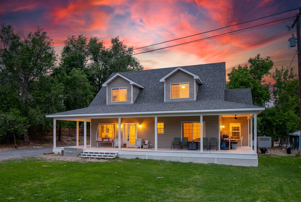2314 Broadway Grand Junction, CO 81507 - Photo 33 of 39 a front view of house with a garden and patio