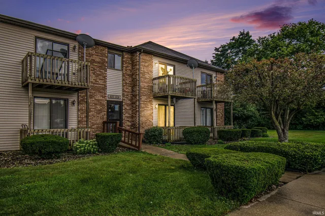 $109,000 | 806 Clarinet Boulevard East, Elkhart, IN 46516