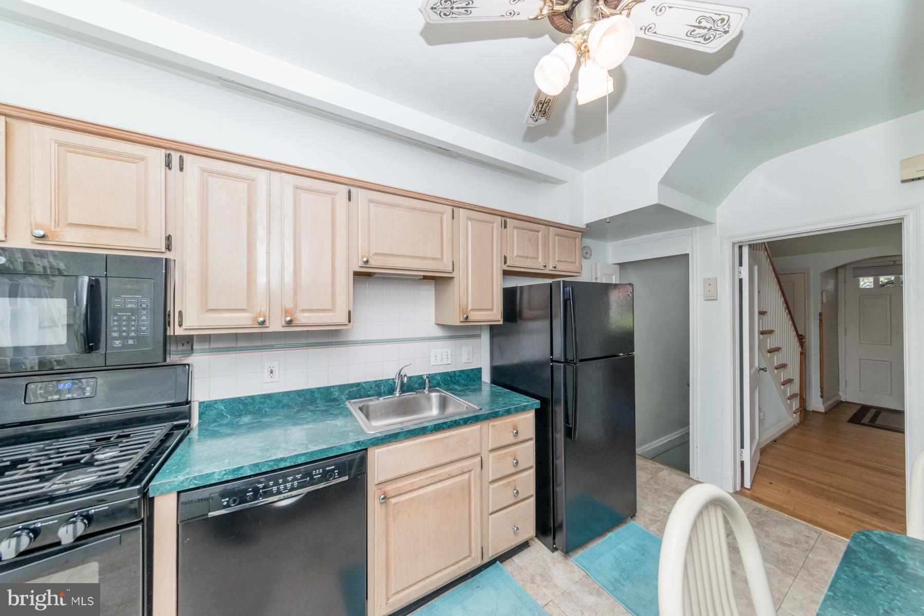 1628 Ralworth Road Baltimore, MD 21218 - Photo 9 of 26 Kitchen