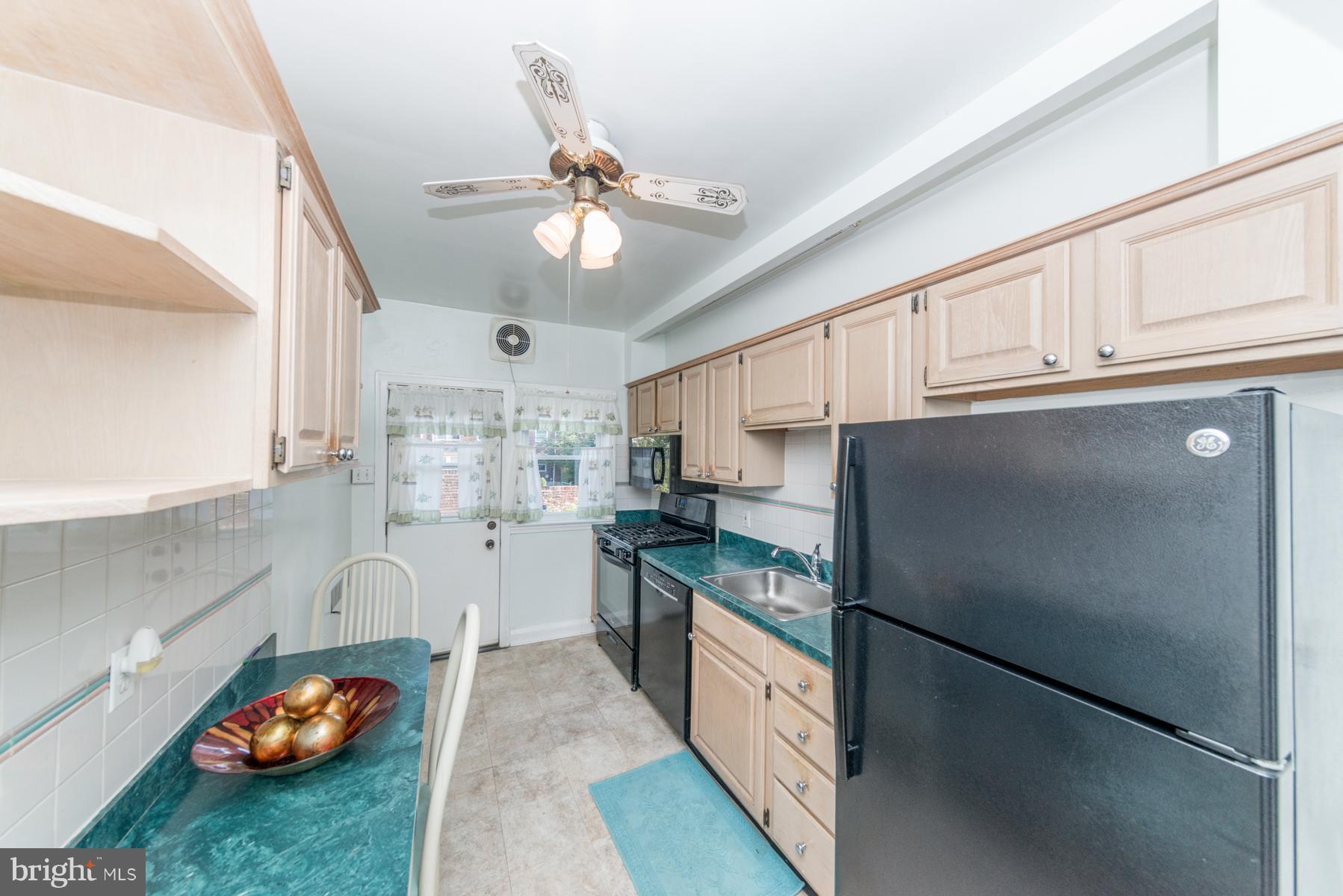 1628 Ralworth Road Baltimore, MD 21218 - Photo 10 of 26 Kitchen