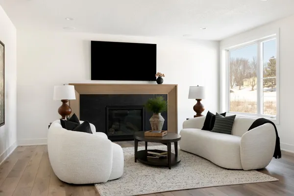 $2,349,900 | 5946 Kochs Crossing, Independence, MN 55359