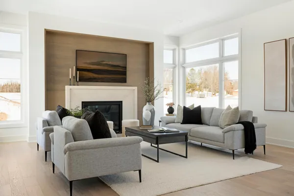 $2,349,900 | 5946 Kochs Crossing, Independence, MN 55359