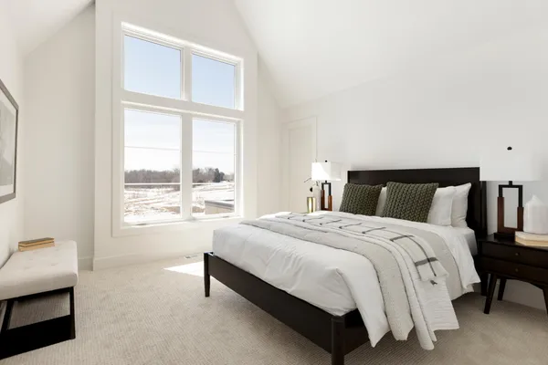 $2,349,900 | 5946 Kochs Crossing, Independence, MN 55359