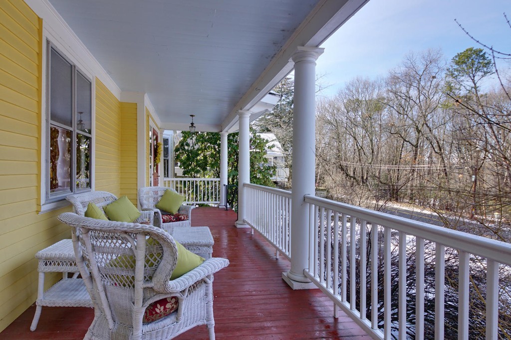 12 Fenwick Road Winchester, MA 01890 - Photo 3 of 29 Gallery Image 3