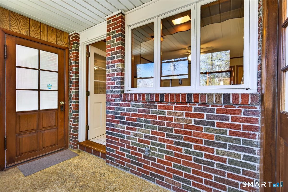 21 Rexview Circle Trumbull, CT 06611 - Photo 12 of 38