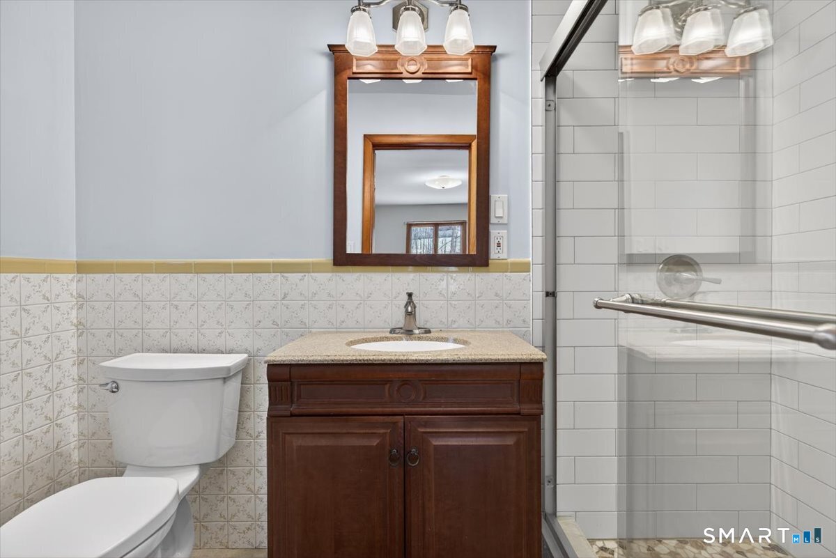 21 Rexview Circle Trumbull, CT 06611 - Photo 16 of 38