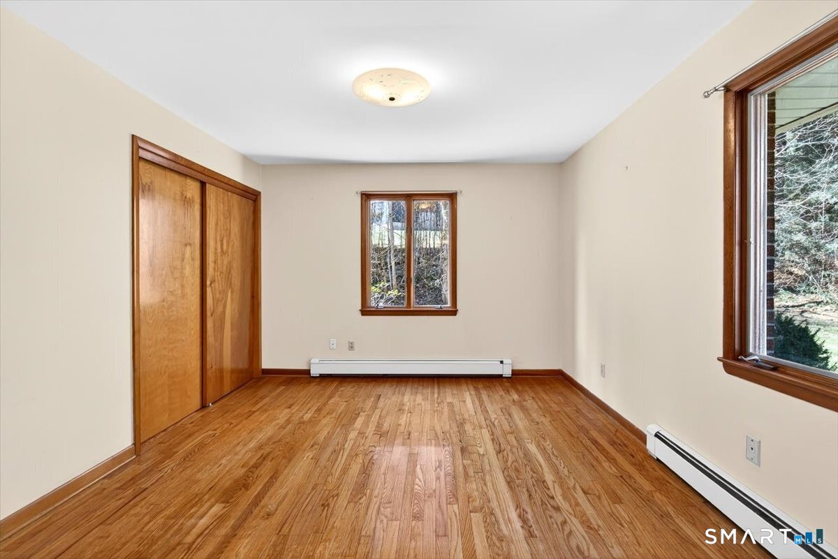 21 Rexview Circle Trumbull, CT 06611 - Photo 17 of 38