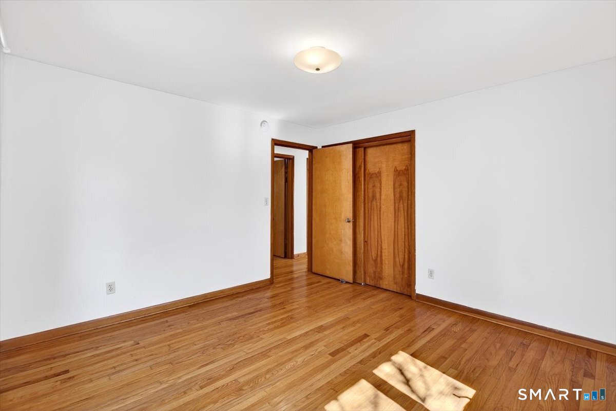 21 Rexview Circle Trumbull, CT 06611 - Photo 20 of 38