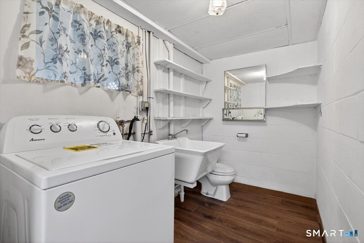 21 Rexview Circle Trumbull, CT 06611 - Photo 27 of 38