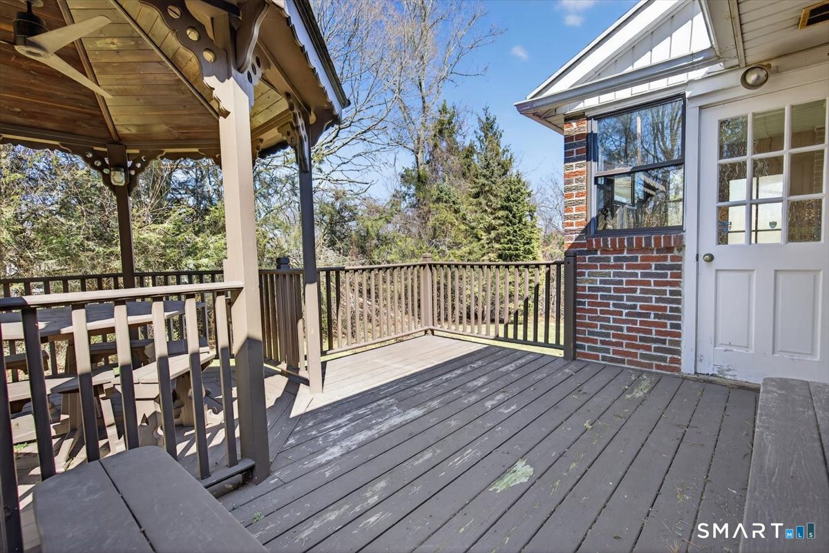 21 Rexview Circle Trumbull, CT 06611 - Photo 28 of 38