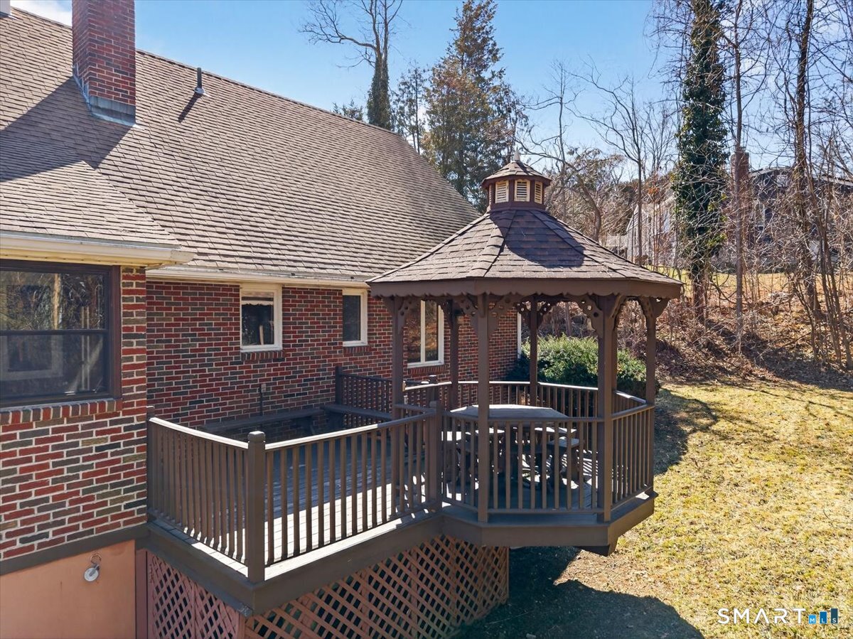 21 Rexview Circle Trumbull, CT 06611 - Photo 33 of 38