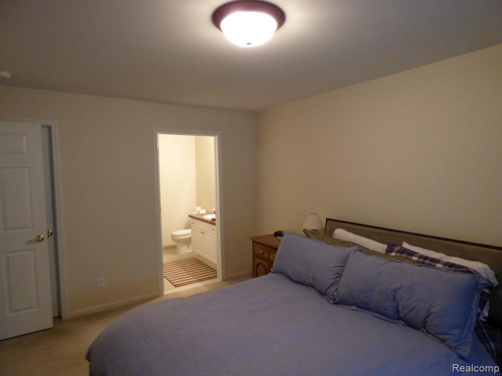 3475 Tremonte Circle Rochester, MI 48306 - Photo 13 of 20 P1010751.jpg