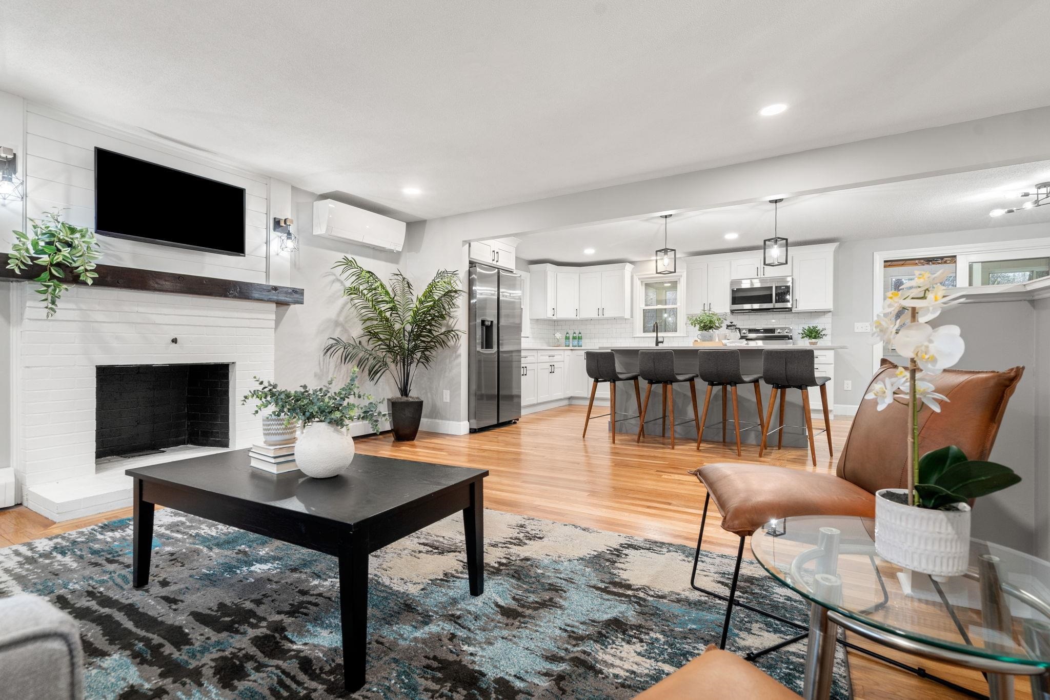 12 Olde Coach Road Derry, NH 03038 - Photo 15 of 40