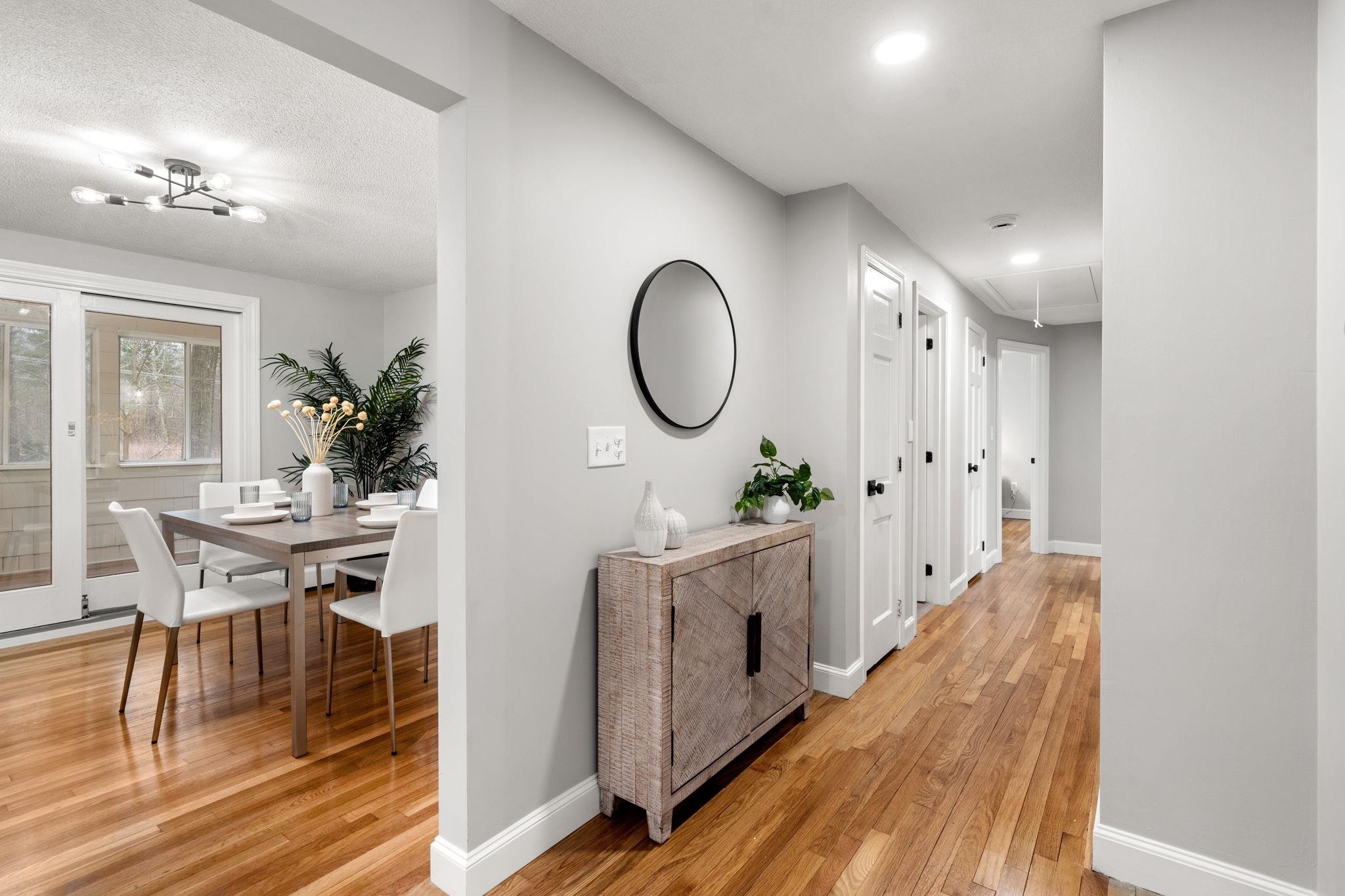 12 Olde Coach Road Derry, NH 03038 - Photo 19 of 40