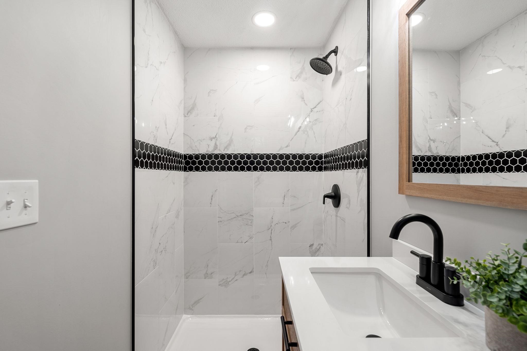 12 Olde Coach Road Derry, NH 03038 - Photo 23 of 40