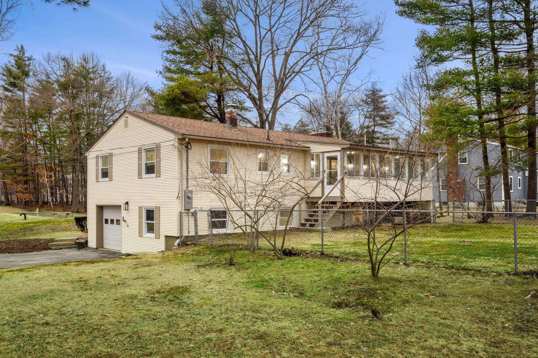 12 Olde Coach Road Derry, NH 03038 - Photo 24 of 40