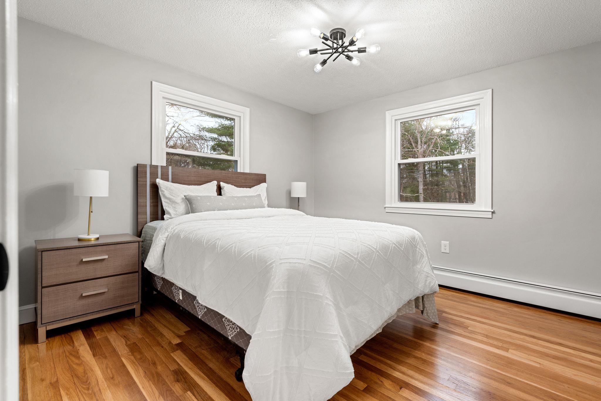 12 Olde Coach Road Derry, NH 03038 - Photo 28 of 40