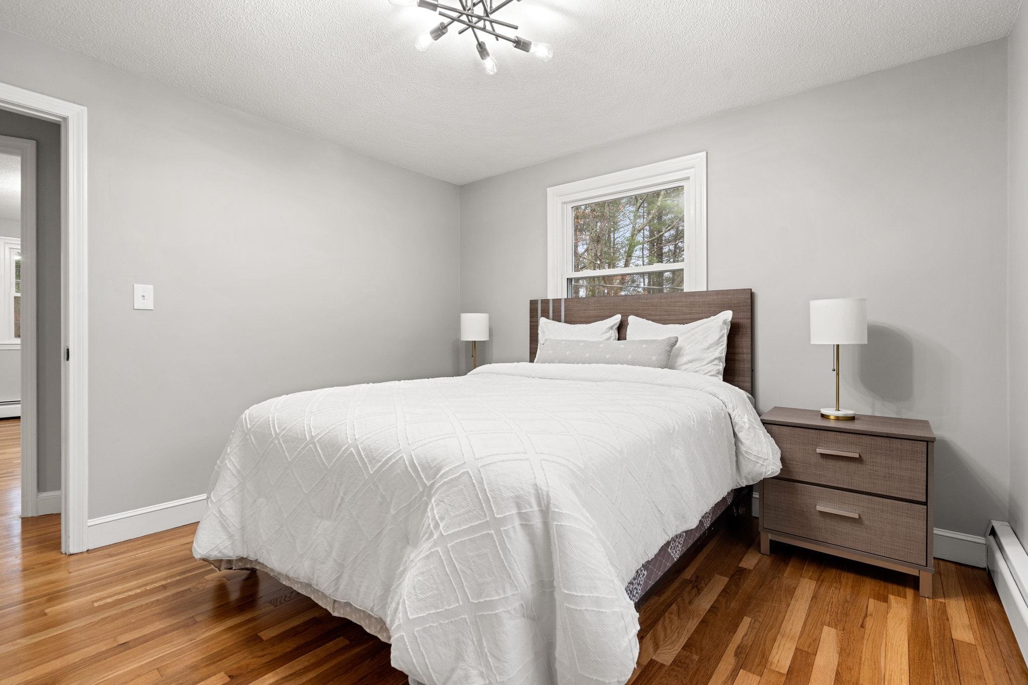 12 Olde Coach Road Derry, NH 03038 - Photo 29 of 40