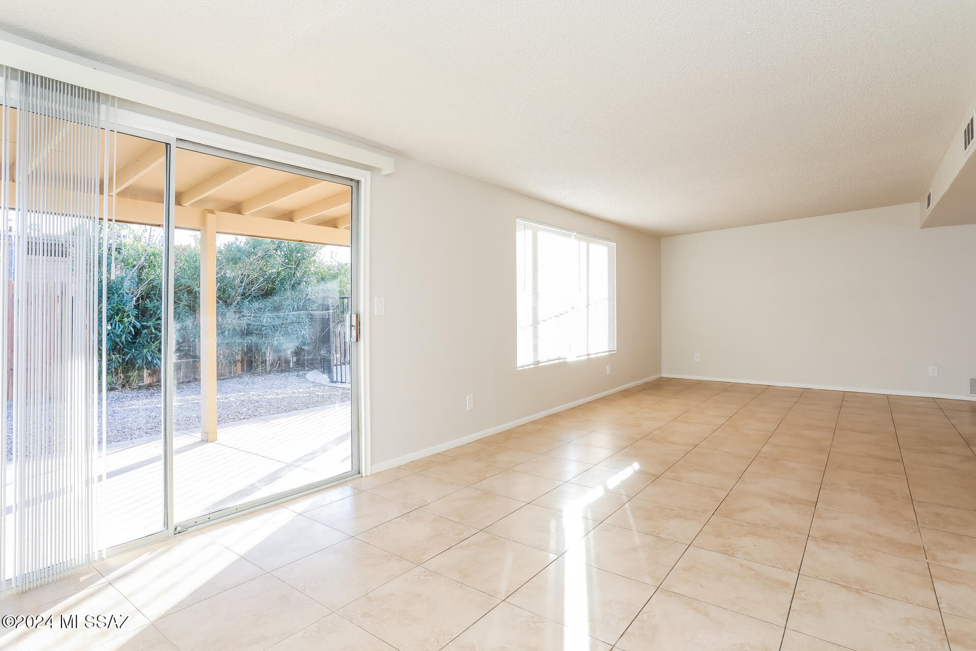 9740 East 3rd Street Tucson, AZ 85748 - Photo 6 of 26