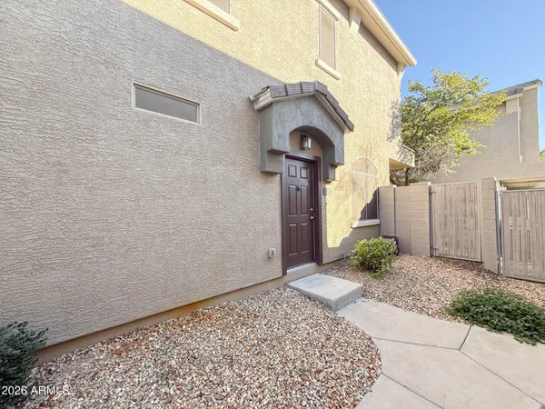 $2,095 | 2150 West Alameda Road, Unit 1063, Phoenix, AZ 85085
