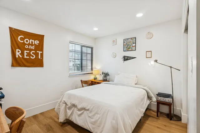 $305,000 | 7401 Auburn Oaks Court, Unit Q, Citrus Heights, CA 95621