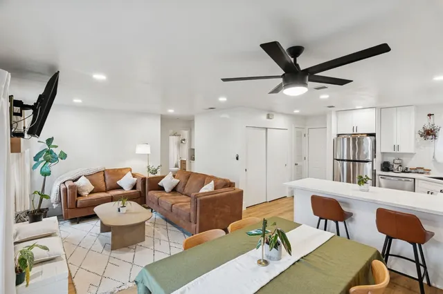 $305,000 | 7401 Auburn Oaks Court, Unit Q, Citrus Heights, CA 95621