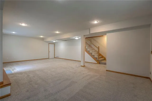 $400,000 | 2705 South Breckenridge Drive, Independence, MO 64055