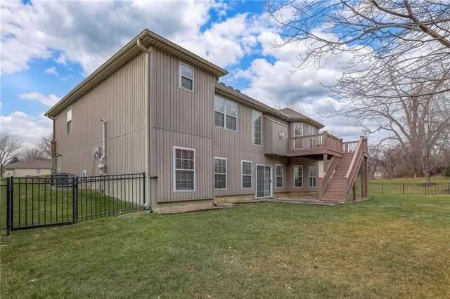 $400,000 | 2705 South Breckenridge Drive, Independence, MO 64055