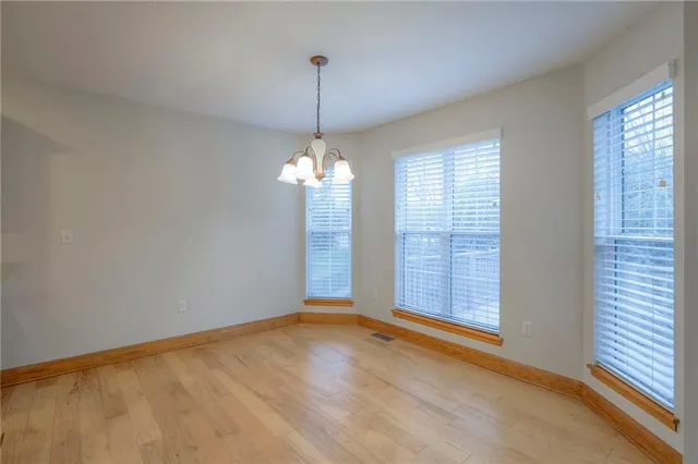 $400,000 | 2705 South Breckenridge Drive, Independence, MO 64055