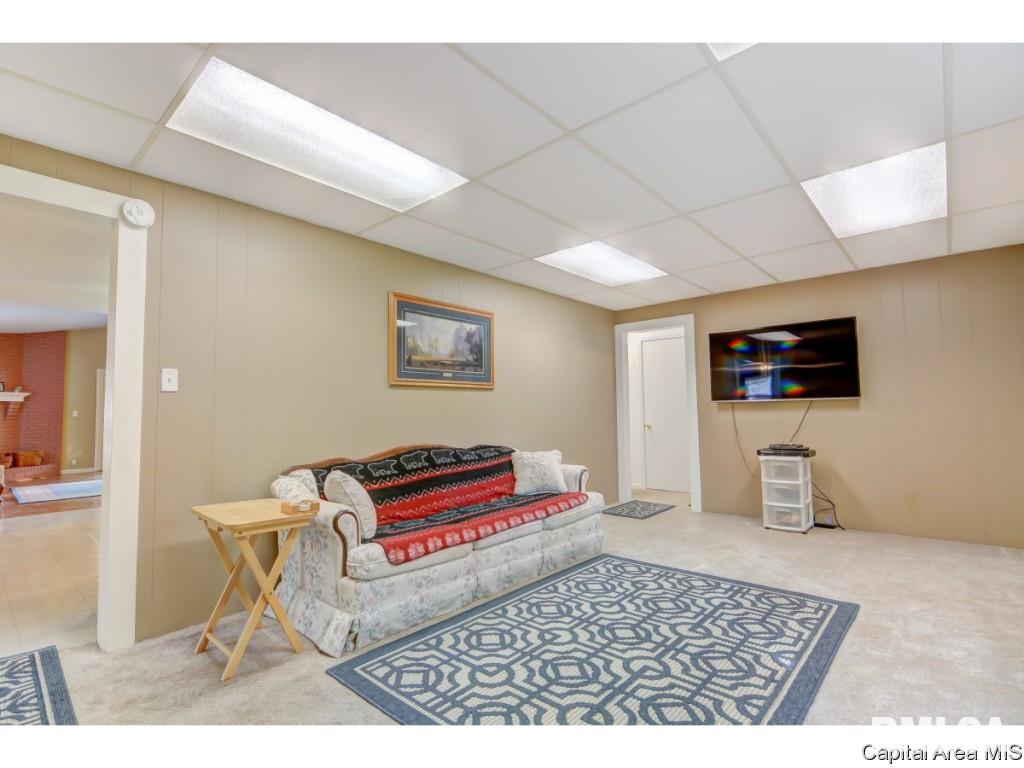 429 North Walnut Street Rochester, IL 62563 - Photo 29 of 33