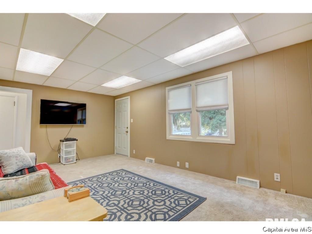 429 North Walnut Street Rochester, IL 62563 - Photo 30 of 33
