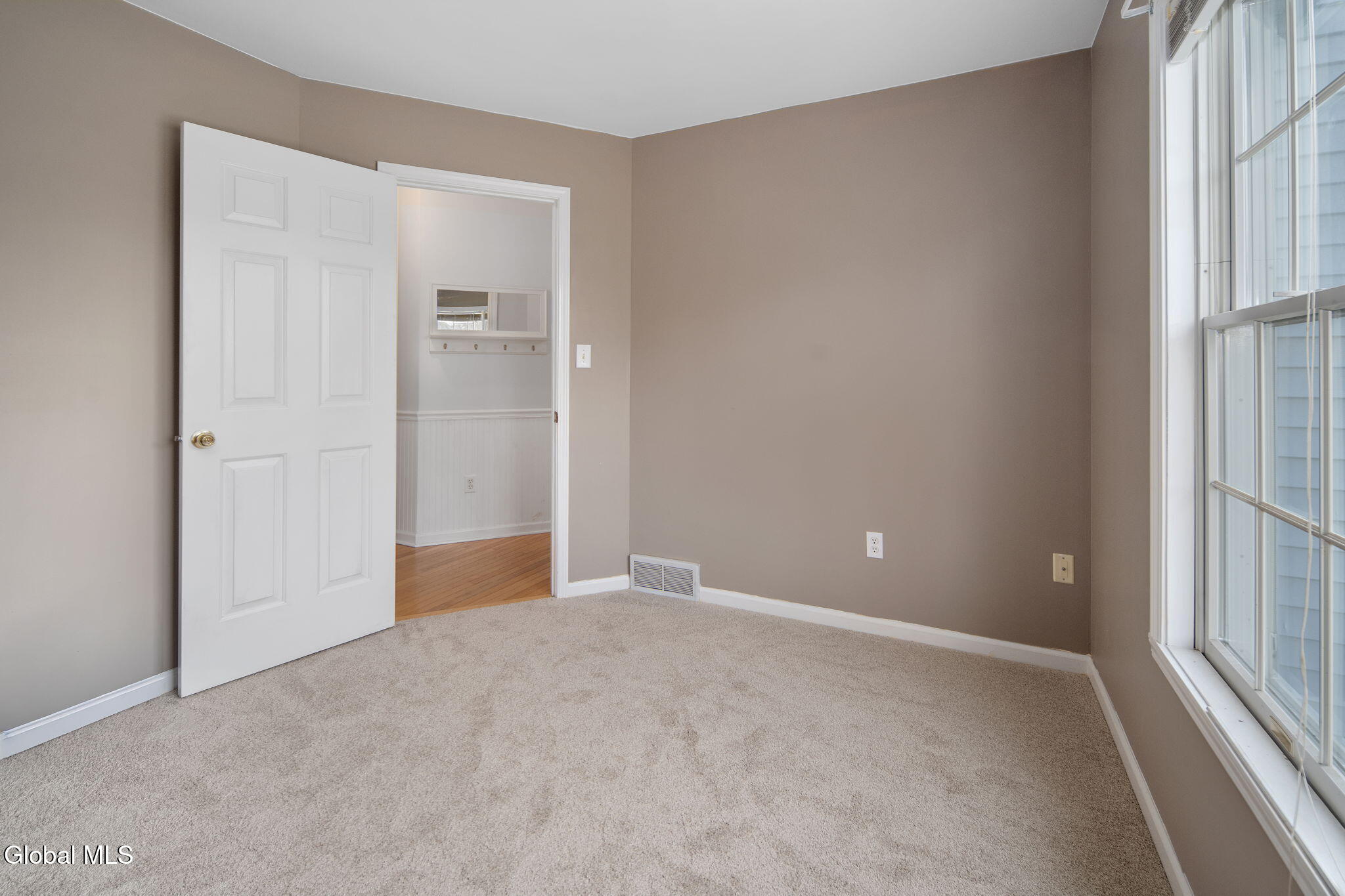 91 Daniel Street Bethlehem, NY 12159 - Photo 12 of 36 24-91DanielSt_24