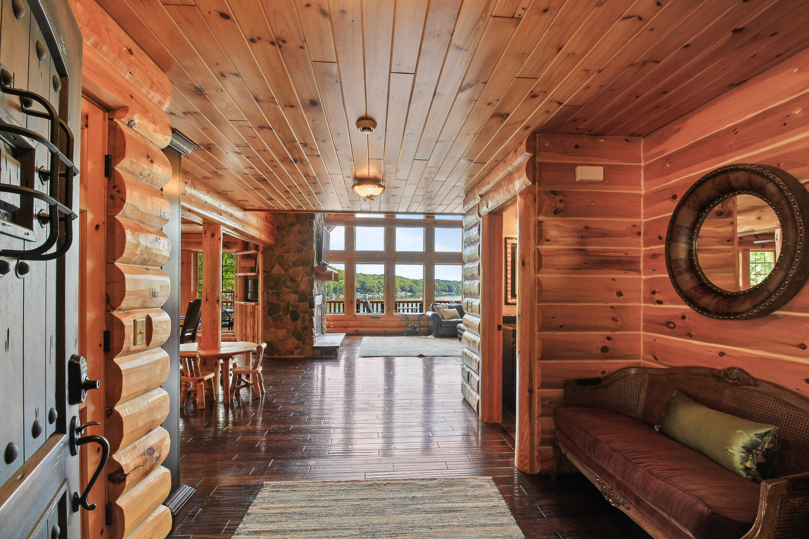 N7935 County Road P Whitewater, WI 53190 - Photo 14 of 77 Entry Foyer