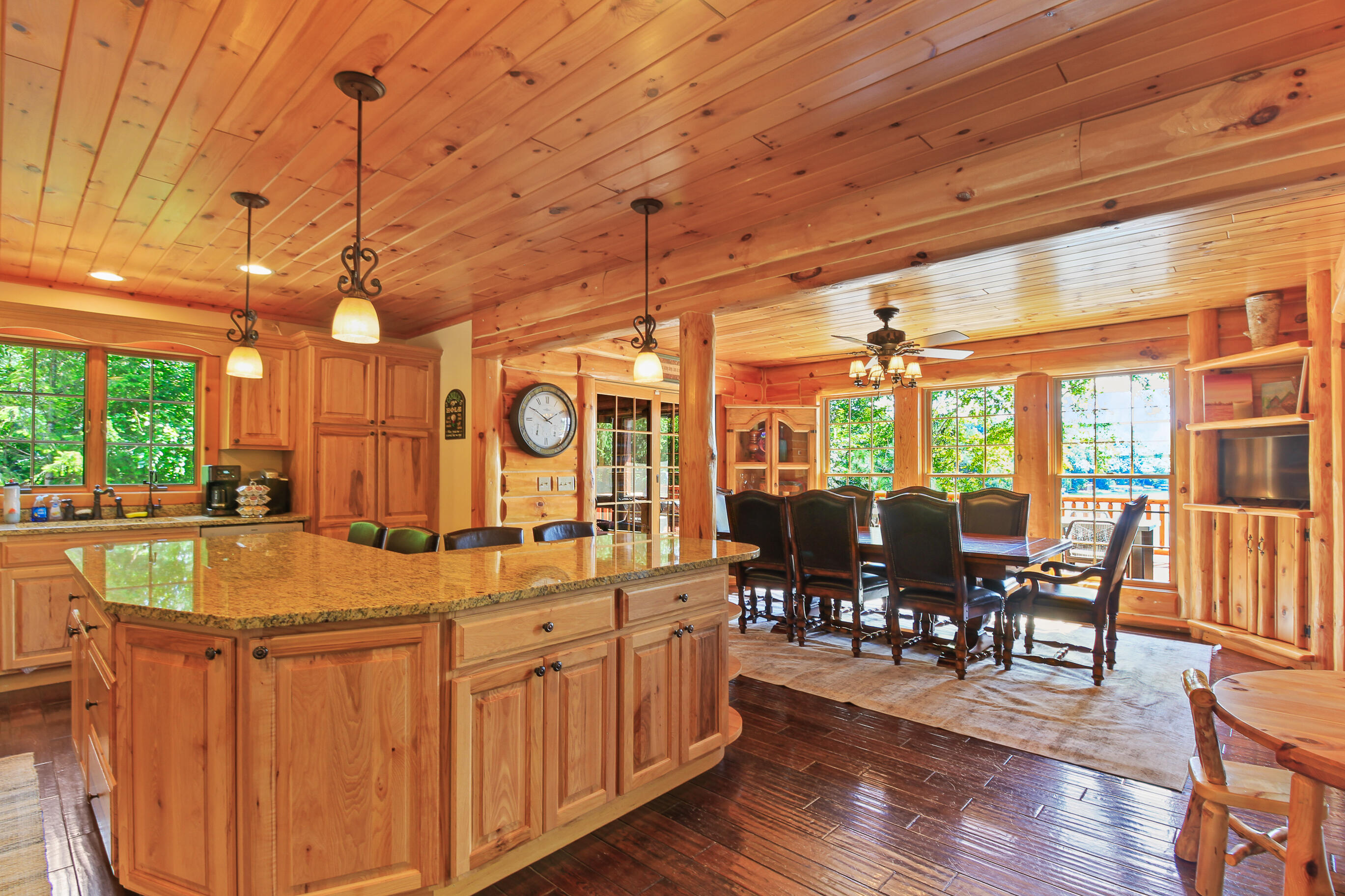 N7935 County Road P Whitewater, WI 53190 - Photo 23 of 77 Kitchen - Dining