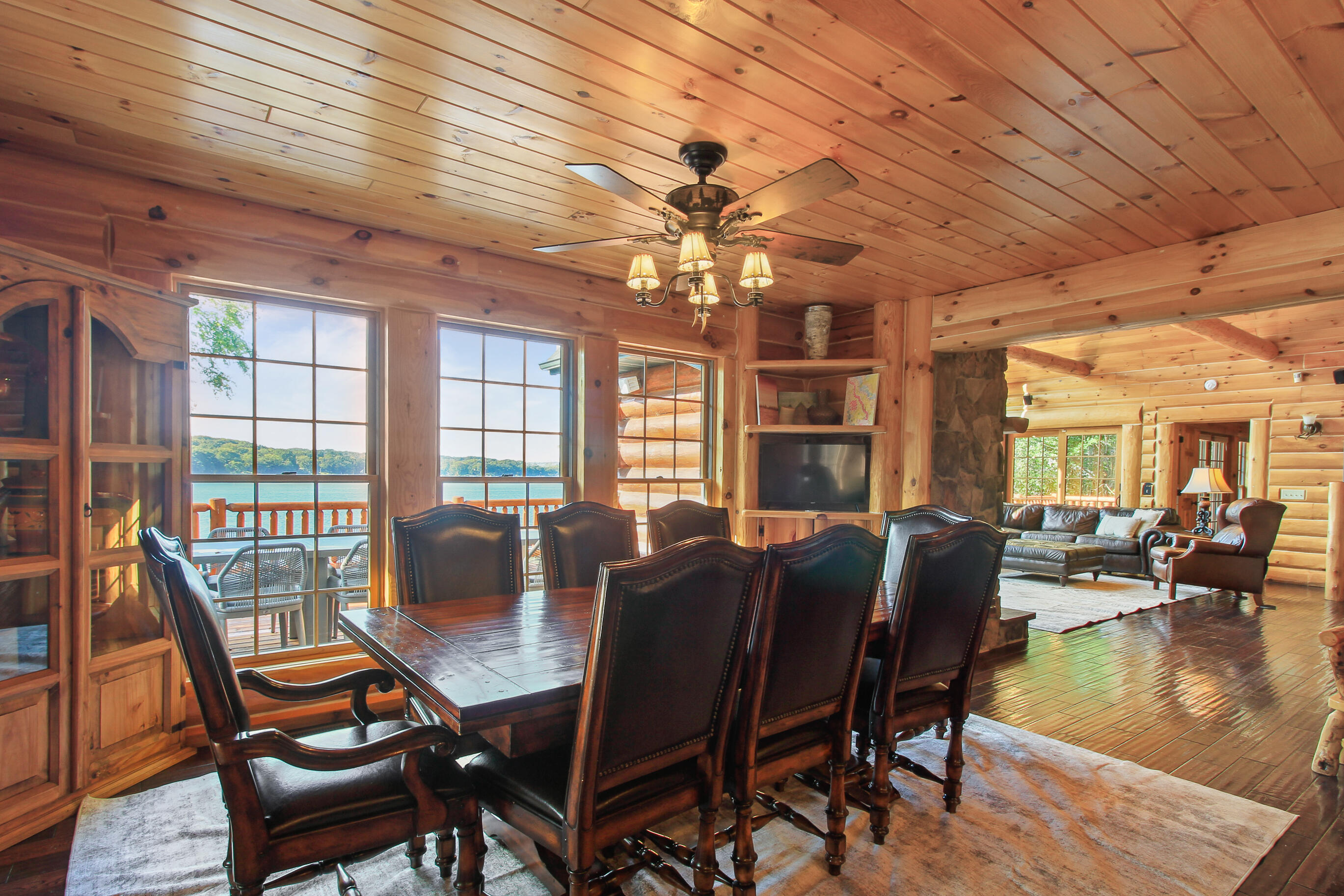 N7935 County Road P Whitewater, WI 53190 - Photo 32 of 77 Lakeview Dining