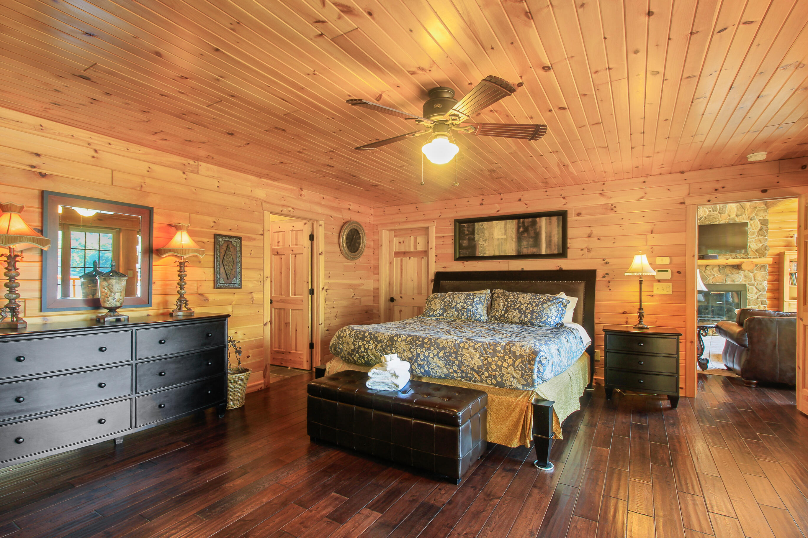 N7935 County Road P Whitewater, WI 53190 - Photo 35 of 77 Main Floor Primary Suite