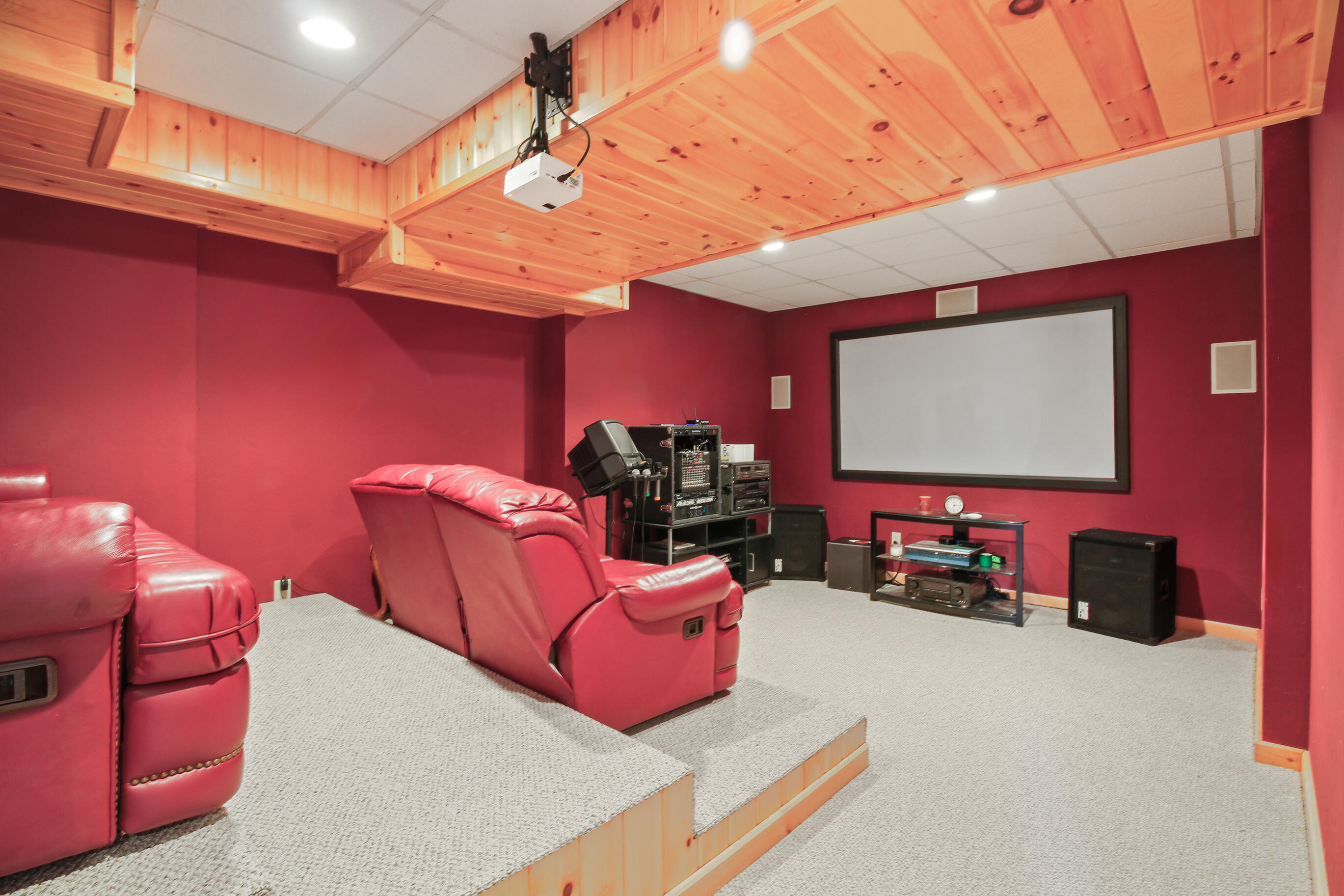 N7935 County Road P Whitewater, WI 53190 - Photo 58 of 77 Theater Rm