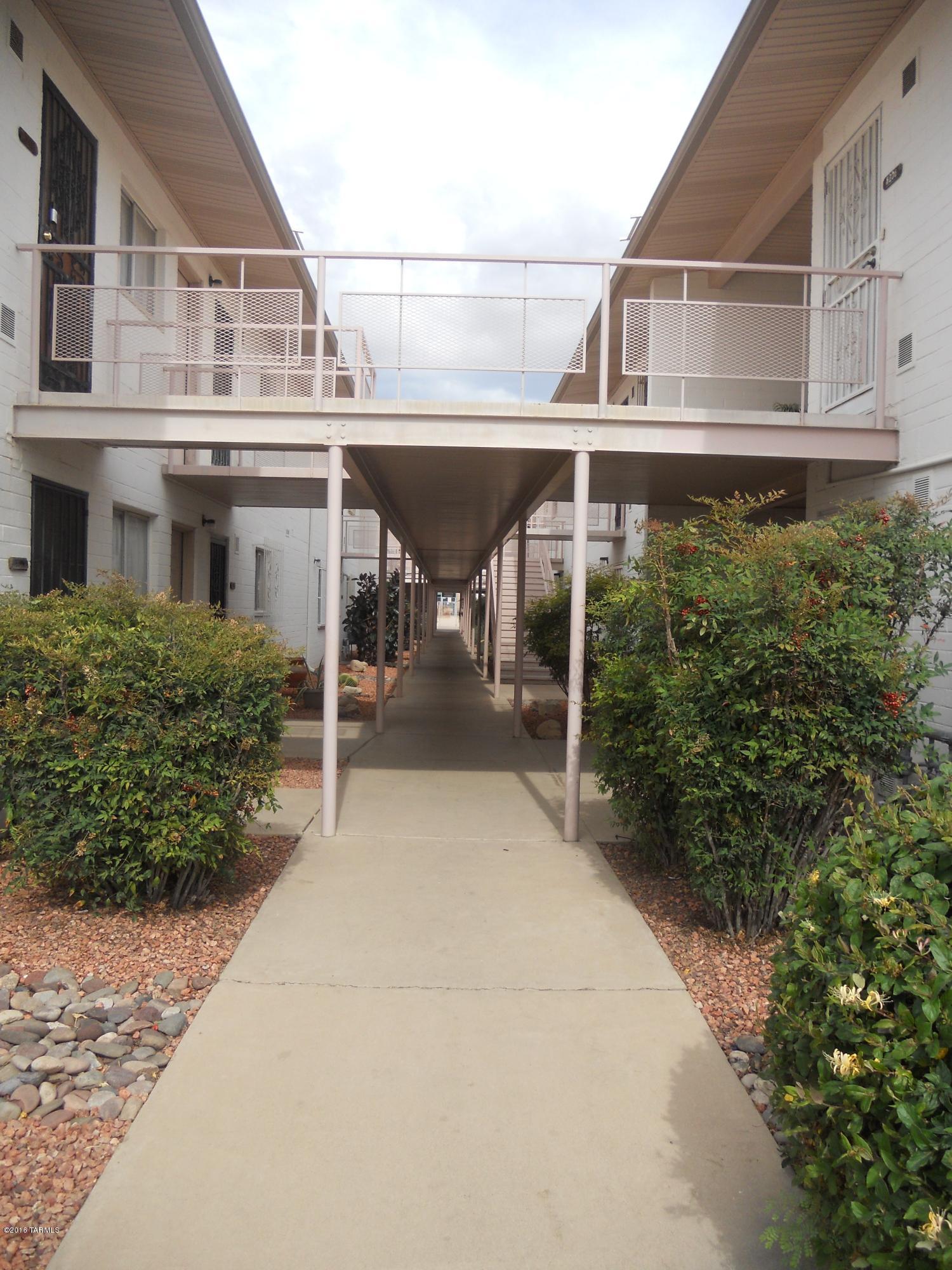 1755 South Jones Boulevard, Unit R202 Tucson, AZ 85713 - Photo 10 of 12