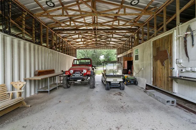 $2,224,000 | 18404 County Road 264, Oakwood, TX 75855