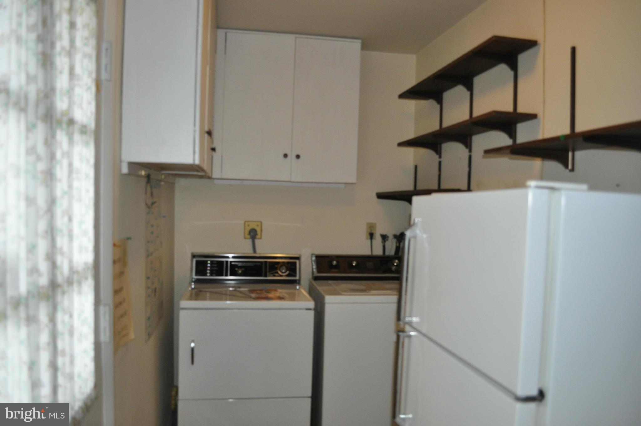5014 West Running Brook Road Columbia, MD 21044 - Photo 20 of 23 Laundry and Mudroom