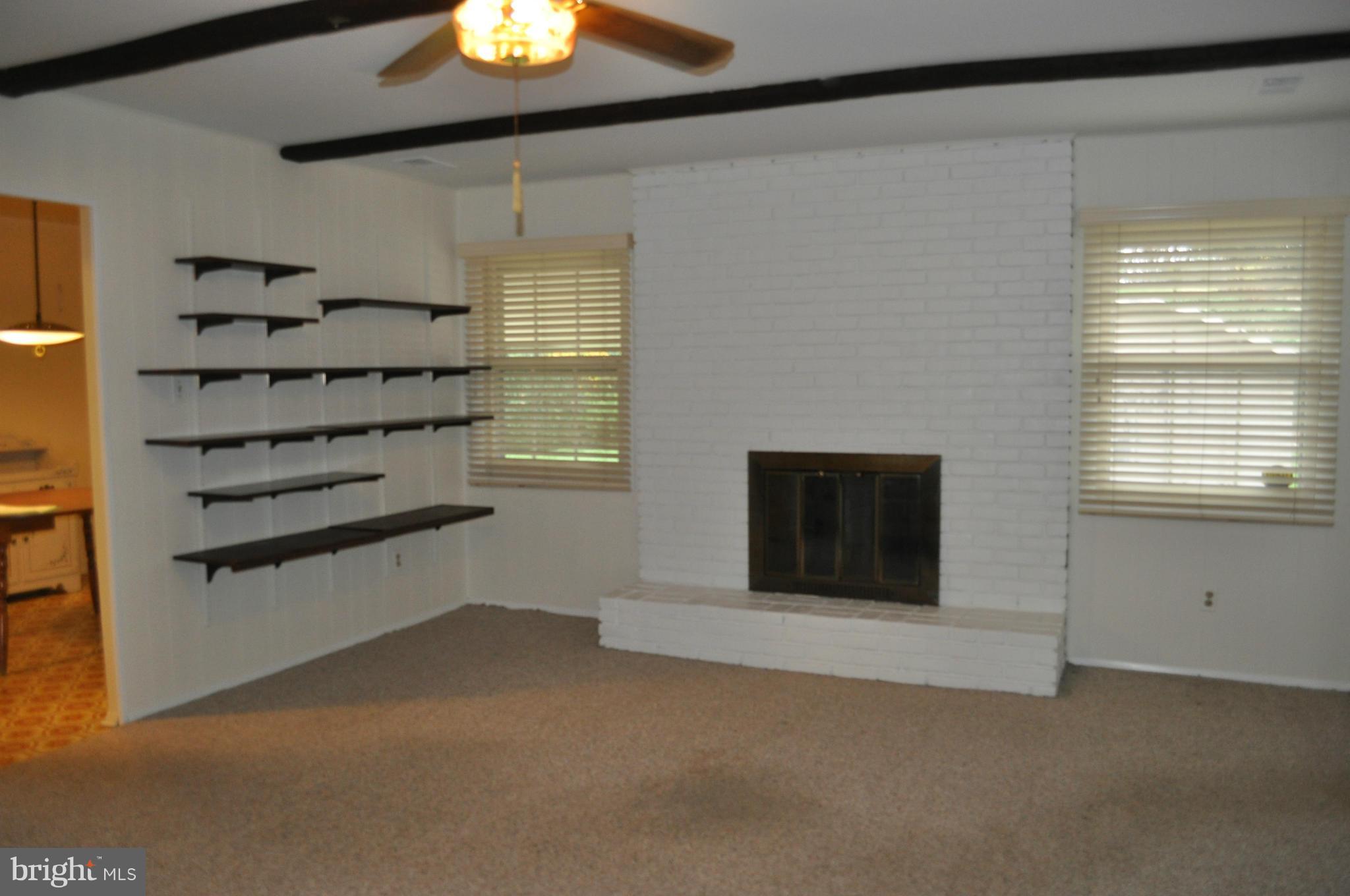 5014 West Running Brook Road Columbia, MD 21044 - Photo 10 of 23 Family Room