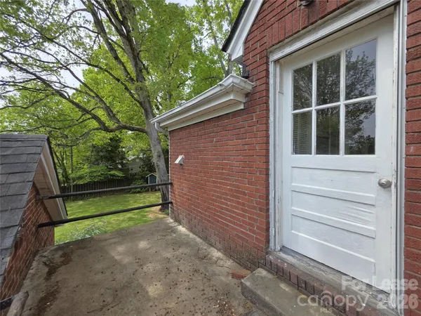 $1,050 | 754 Montgomery Avenue, Unit B, Albemarle, NC 28001