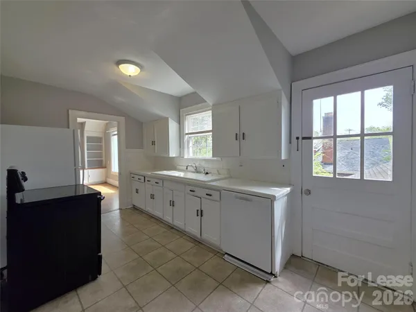 $1,050 | 754 Montgomery Avenue, Unit B, Albemarle, NC 28001