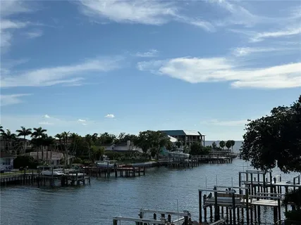 $7,255,861 | 2417 South Dundee Street, Tampa, FL 33629