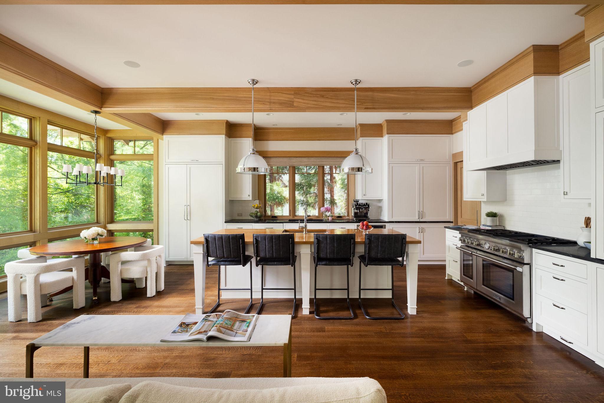2155 Dunmore Lane Washington, DC 20007 - Photo 4 of 65