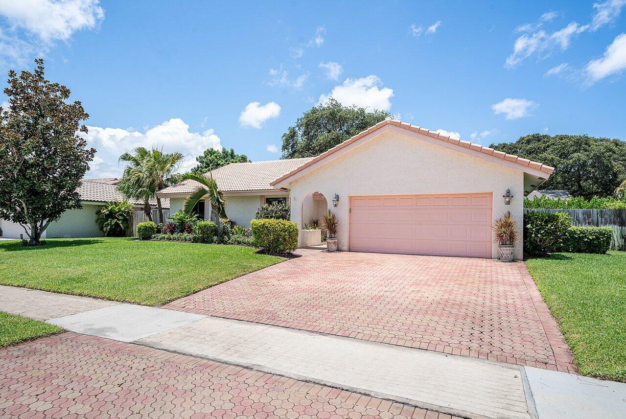 2371 Northwest 30th Road Boca Raton, FL 33431 - Photo 3 of 40 003-2371Northwest30thRoad-BocaRaton-FL-3
